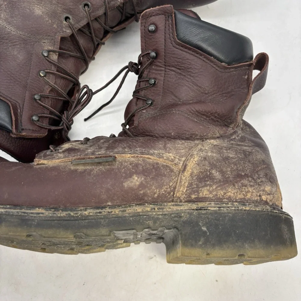 Red Wing Shoes shop confidence